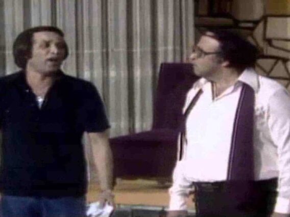 العربية كل حاجة فيها سليمة .. بس لوحدها